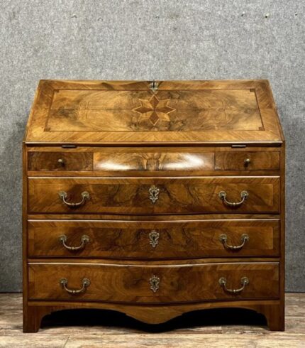 louis-xv-galbae-chest-of-drawers-in-bramble-and-marquetry-1.jpg